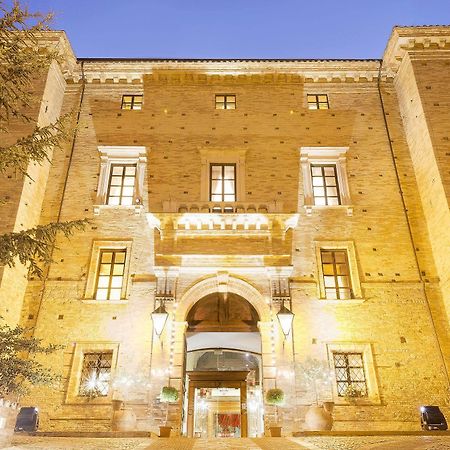 Hotel Castello Chiola Dimora Storica Loreto Aprutino Exterior foto